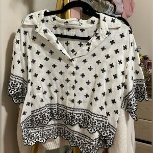 Abercrombie & Fitch Black and White Cropped Blouse